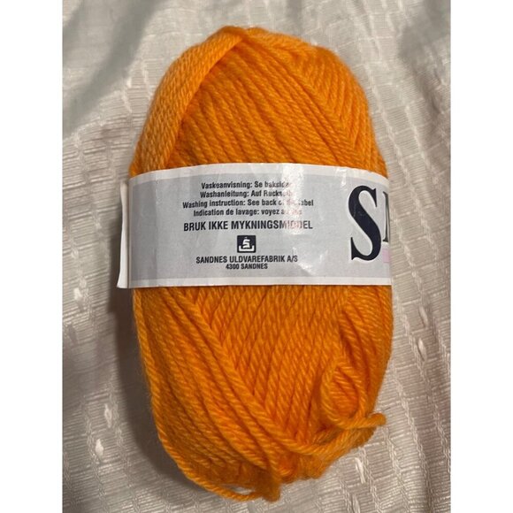 1 Skein Sandnes Garn Smart Superwash Wool Yarn DK Wt. 2708 2480 Orange 1.76 oz - Picture 2 of 5